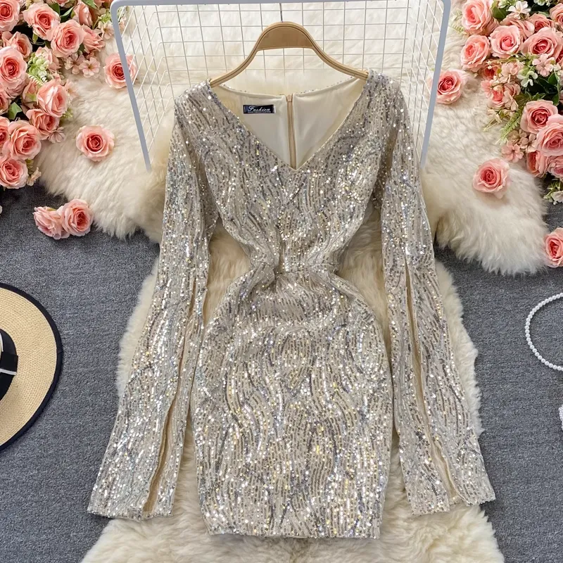 Autumn Sexy Sequined V-neck Short Dress Long-sleeved Sheath Dress 1763