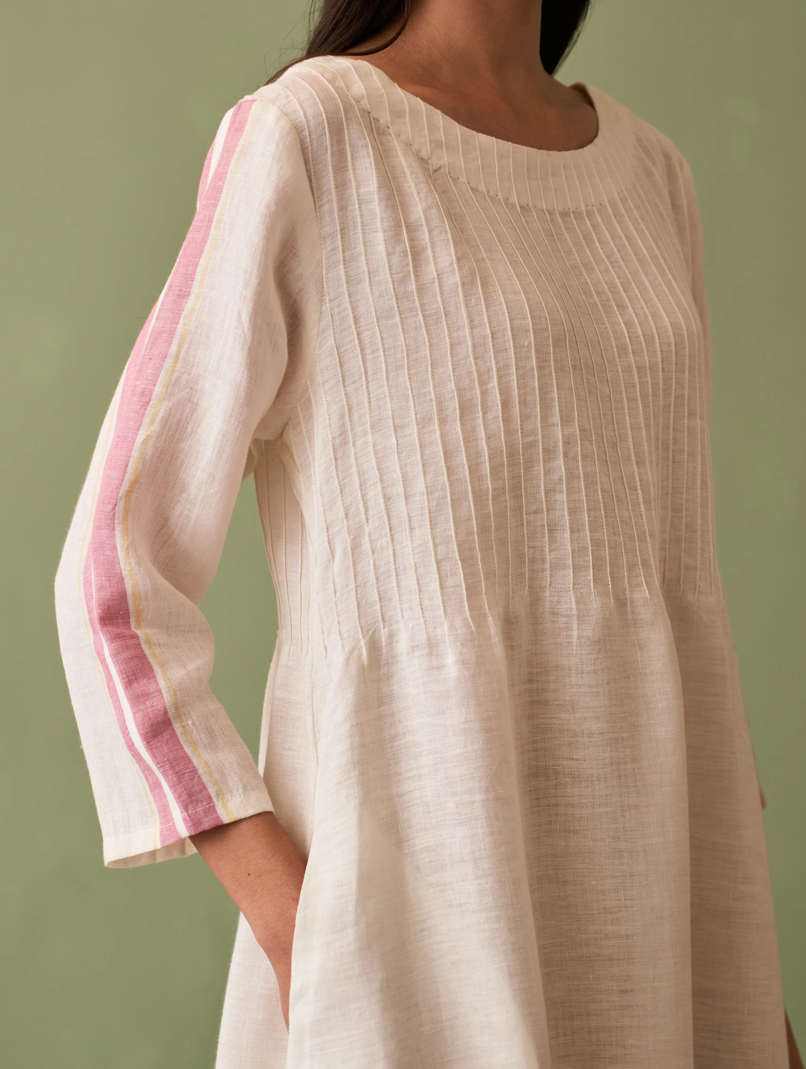 Eza Pintucked Linen Dress - Ivory